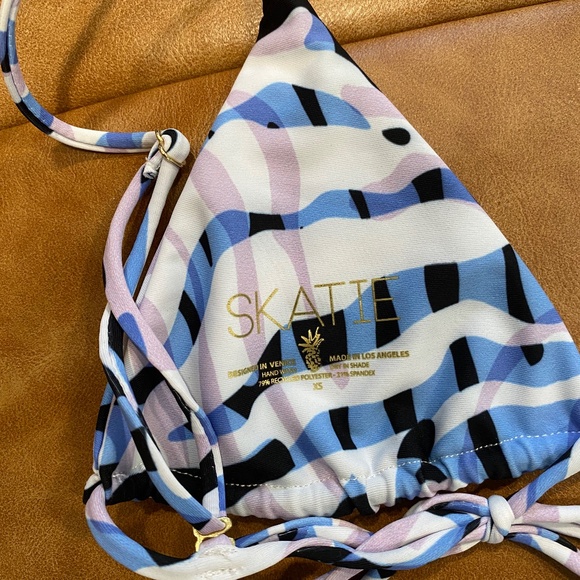 Skatie XS Bikini in Meridian - Picture 3 of 4